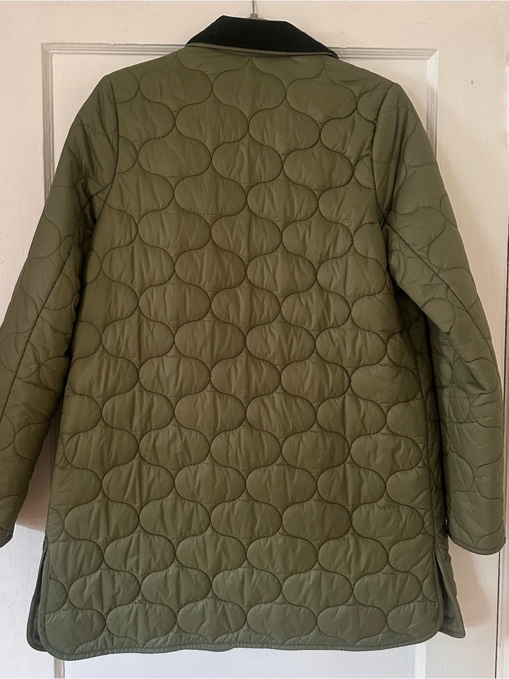 Barbour Quilted Barn Coat Green Jacket Women’s size 6 / S-M - Picture 6 of 6